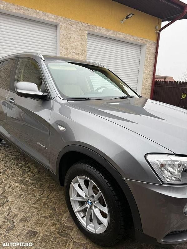 Culoaregri Second-hand 2011 BMW X3 SUV | 9.500 EUR (Puțin scump) - Imagine 1/4