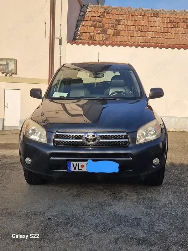 Utilizat 2006 Toyota RAV4 SUV | 4.000 EUR (Preț OK) - Imagine 1/4
