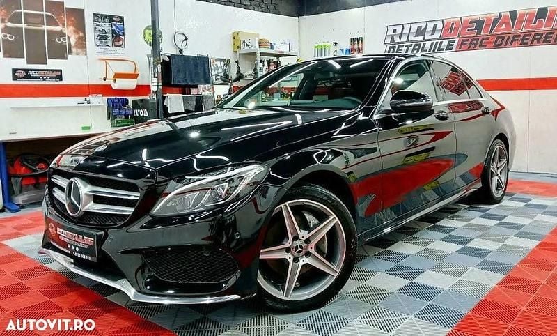 Culoarenegru Utilizat 2018 Mercedes C220 AMG line Berlinǎ | 21.500 EUR (Preț OK) - Imagine 1/4