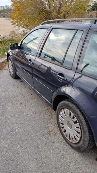 Utilizat 2004 VW Golf IV Pacific Break | 1.700 EUR (Preț OK) - Imagine 1/4