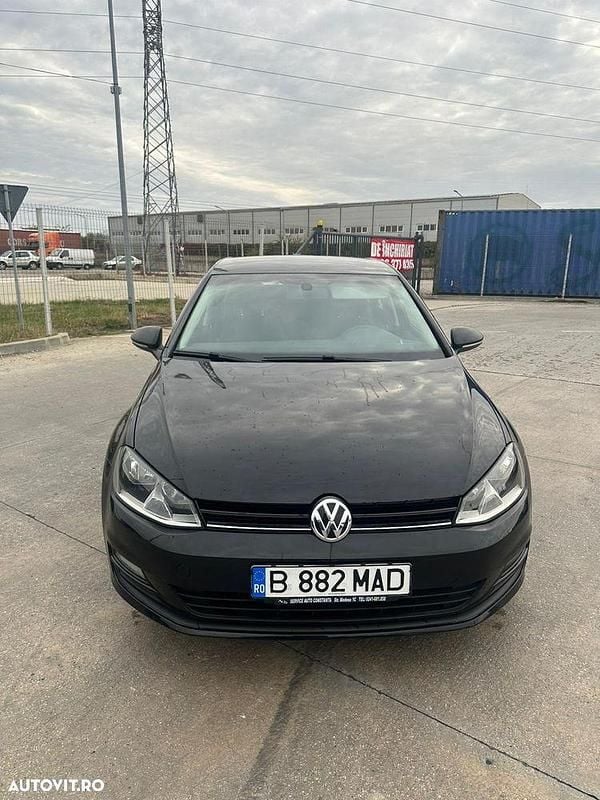 Culoarenegru Utilizat 2016 VW Golf VII Trendline Hatchback | 7.500 EUR (Preț bun) - Imagine 1/4