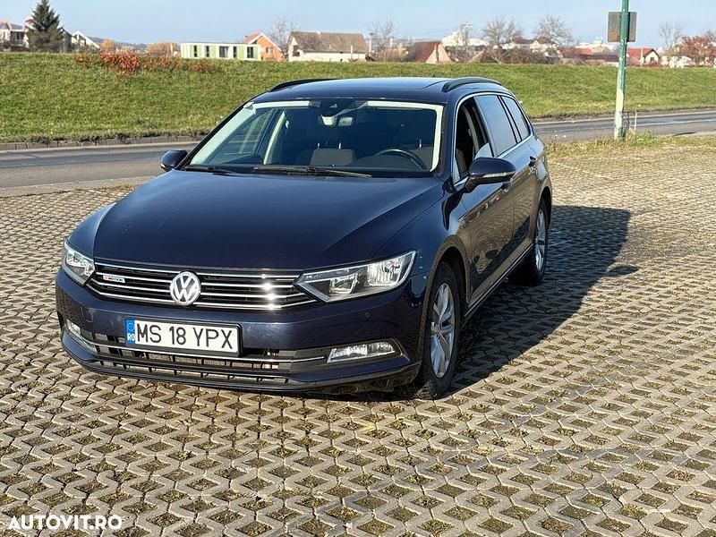 Culoarealbastru Utilizat 2015 VW Passat Highline Break | 9.500 EUR - Imagine 1/4