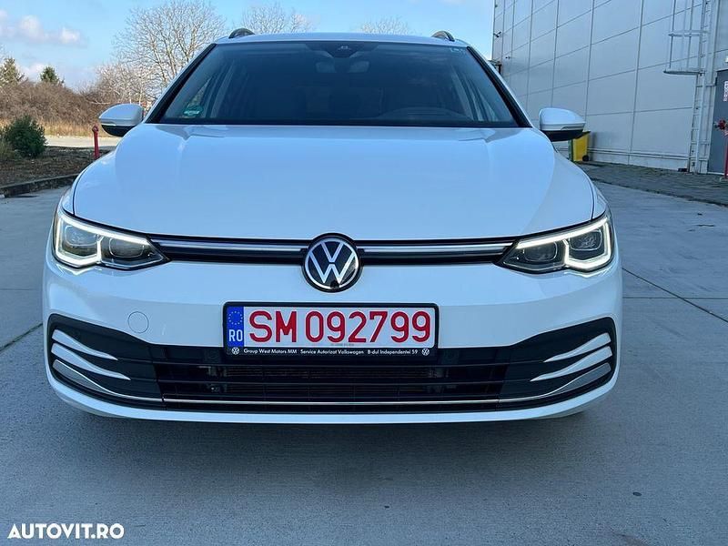 Culoarealb Utilizat 2021 VW Golf VIII Style Break | 17.950 EUR (Preț OK) - Imagine 1/4