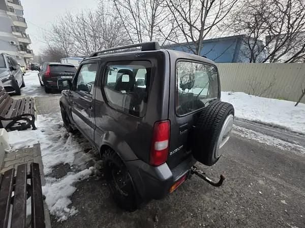 Second-hand Suzuki Jimny 86 CP (63 kW) 2010 SUV