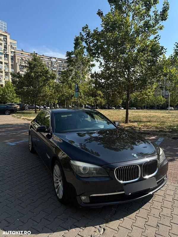 Culoaregri Utilizat 2012 BMW 740 Comfort Edition Berlinǎ | 12.500 EUR (Super Preț) - Imagine 1/4