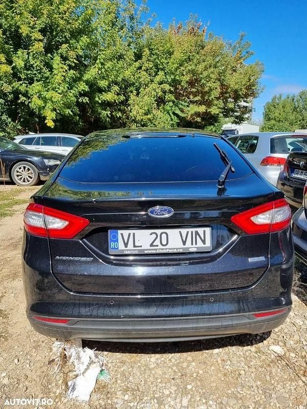 Culoarenegru Utilizat 2015 Ford Mondeo Business Edition Berlinǎ | 8.000 EUR (Preț OK) - Imagine 1/4