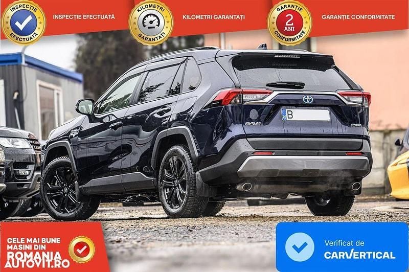 Second-hand Toyota RAV4 Luxury 222 CP (163 kW) 2021 Culoarealbastru Coupe