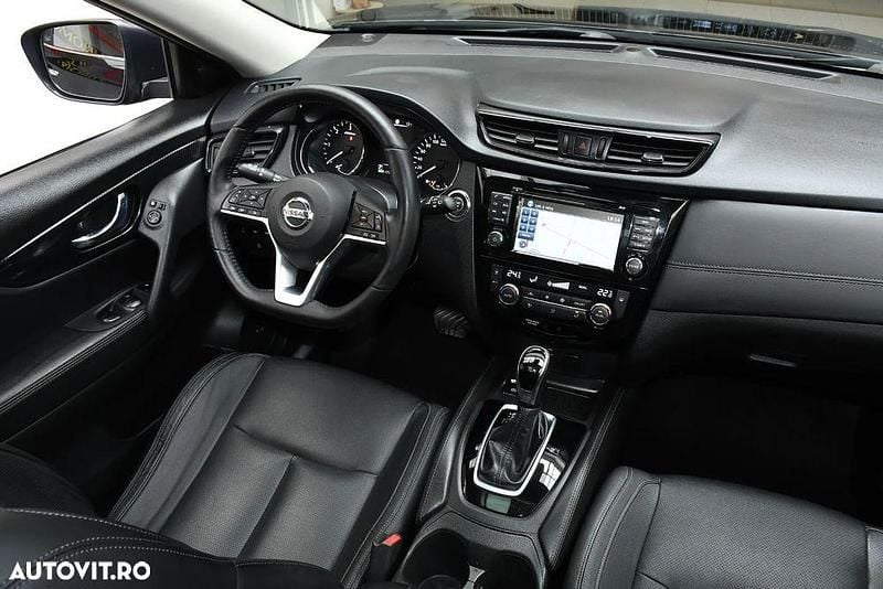 Second-hand Nissan X-Trail Tekna 177 CP (130 kW) 2018 Culoarenegru SUV