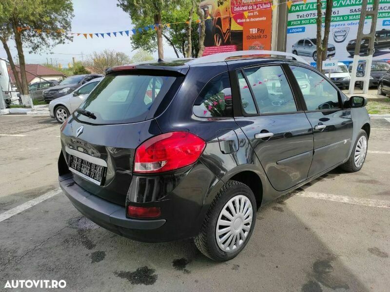 Second-hand Renault Clio GrandTour 86 CP (63 kW) 2010 Argint Break