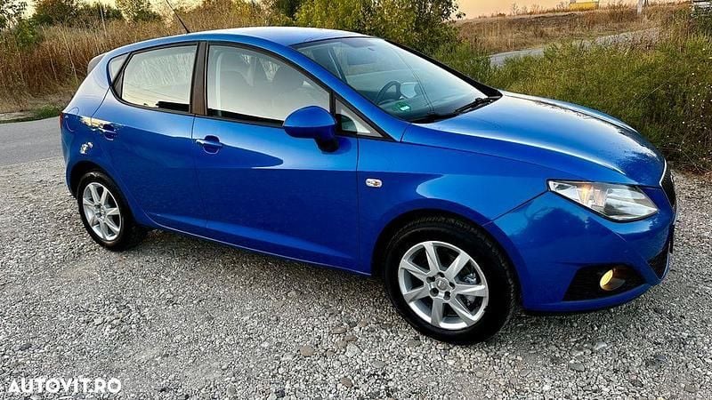 Culoarealbastru Utilizat 2011 Seat Ibiza Ecomotive Hatchback | 3.250 EUR (Preț bun) - Imagine 1/4