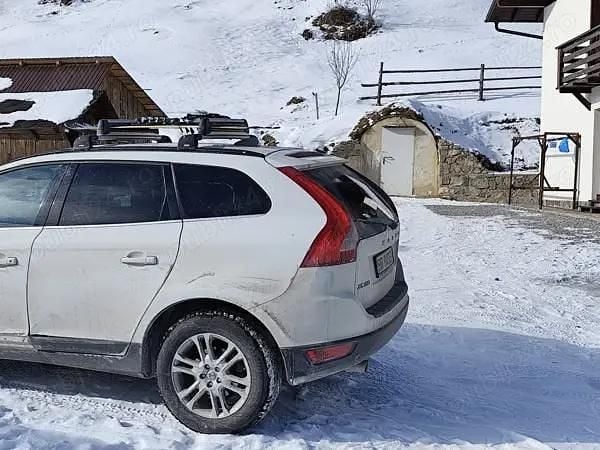 Utilizat 2011 Volvo XC60 SUV | 9.000 EUR (Preț OK) - Imagine 1/4