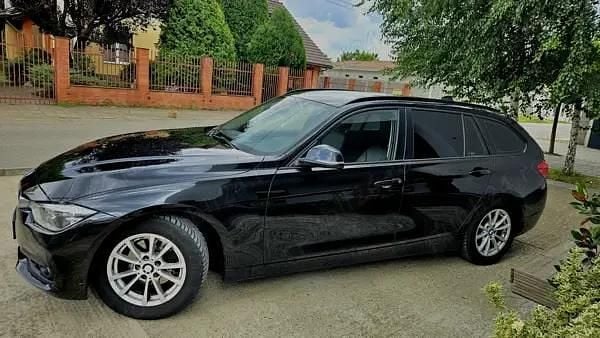 Negru Utilizat 2019 BMW 318 Sport Line Break | 13.599 EUR (Preț bun) - Imagine 1/4