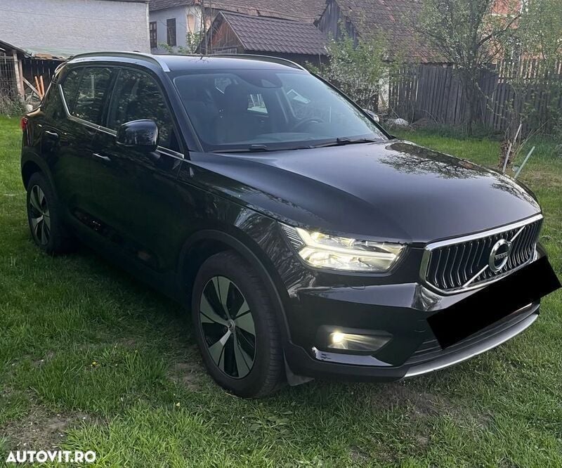 Negru Utilizat 2021 Volvo XC40 Inscription SUV | 26.500 EUR (Preț bun) - Imagine 1/4