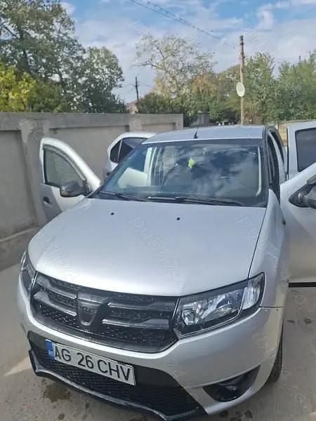 Utilizat 2013 Dacia Logan Berlinǎ | 3.450 EUR (Preț OK) - Imagine 1/4