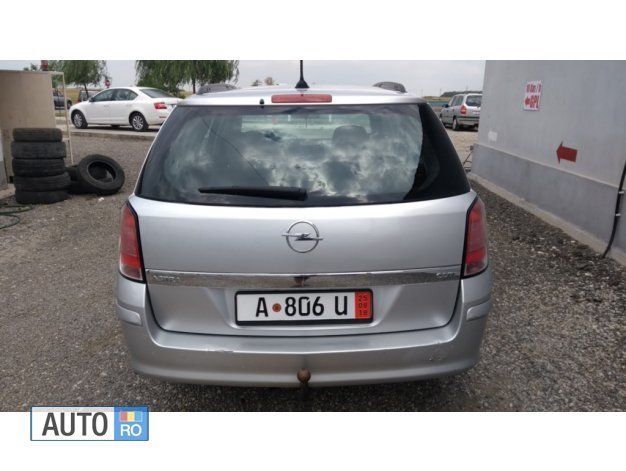 Second-hand Opel Astra 80 CP (58 kW) 2005 Break