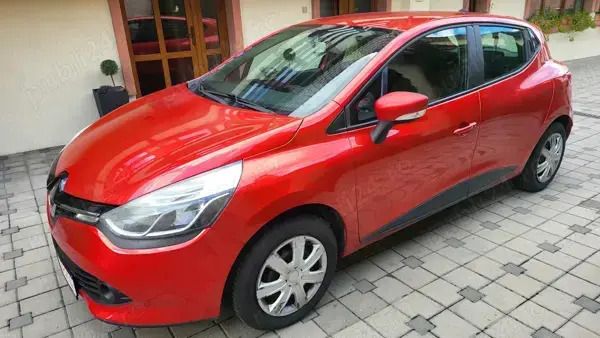 Maro Utilizat 2013 Renault Clio IV SE Hatchback | 5.130 EUR (Preț OK) - Imagine 1/4