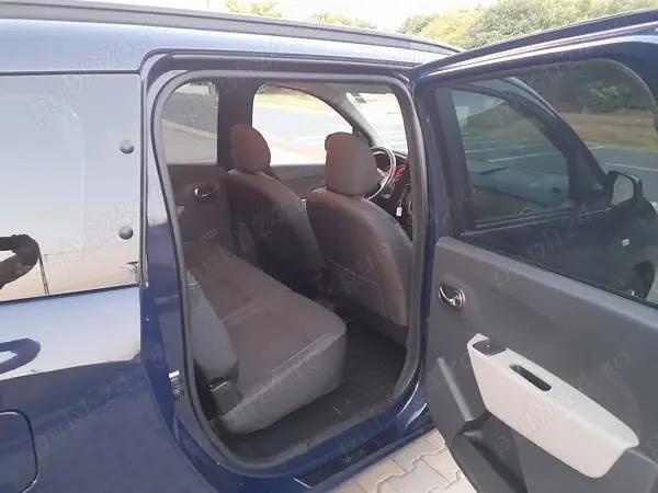 Utilizat 2012 Dacia Lodgy Monovolum | 6.950 EUR (Scump) - Imagine 1/4