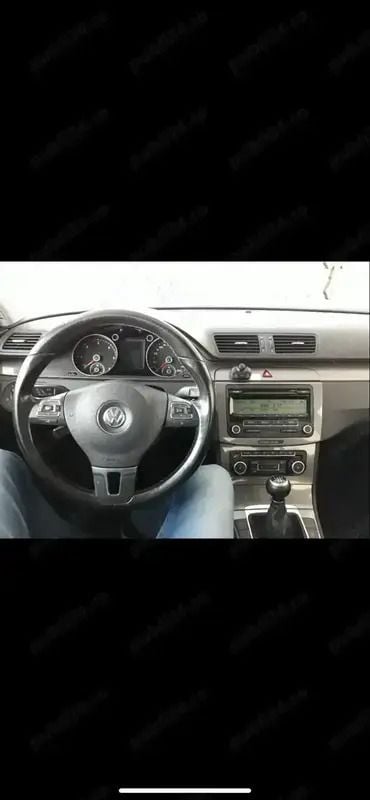 Second-hand VW Passat 140 CP (102 kW) 2010 Gri Berlinǎ