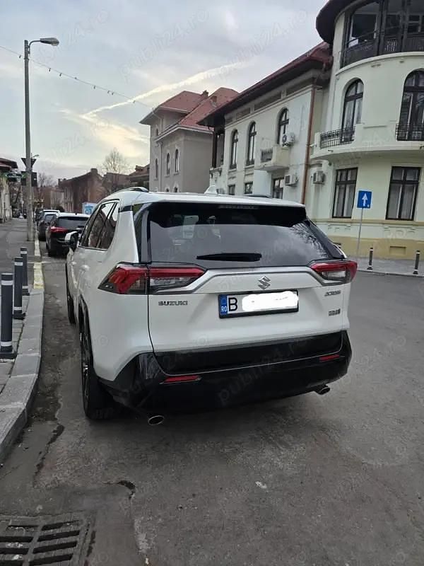 Second-hand Suzuki Across 306 CP (225 kW) 2021 SUV