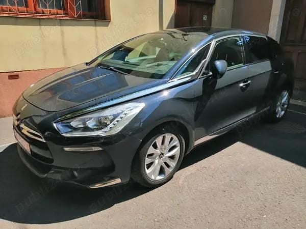 Utilizat 2013 Citroën DS5 Hatchback | 10.500 EUR (Preț OK) - Imagine 1/4