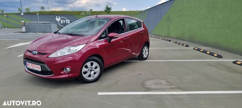 Alte culori Utilizat 2008 Ford Fiesta Ghia Hatchback | 3.190 EUR (Preț OK) - Imagine 1/4