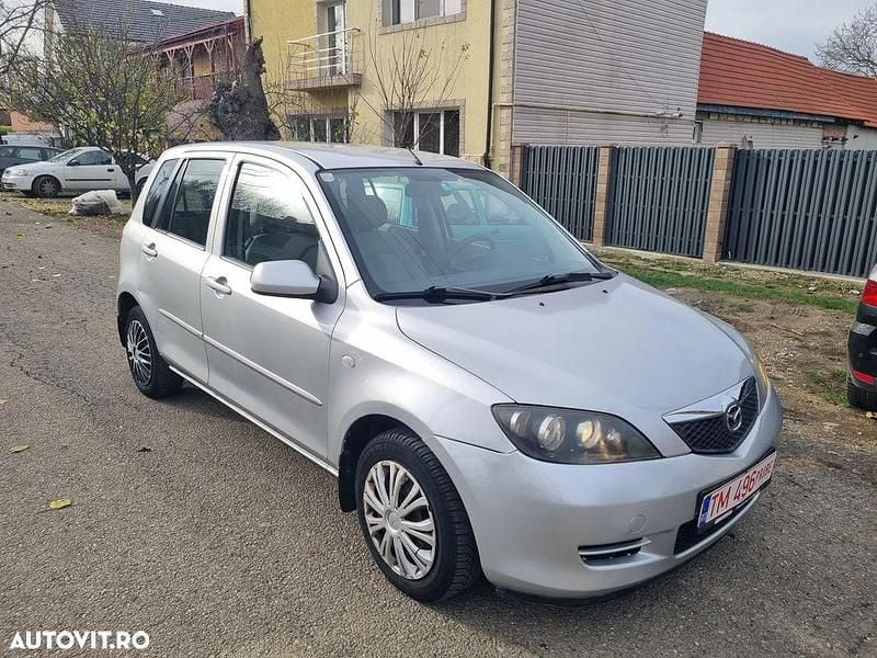 Culoareargint Utilizat 2006 Mazda 2 Active | 2.650 EUR - Imagine 1/4