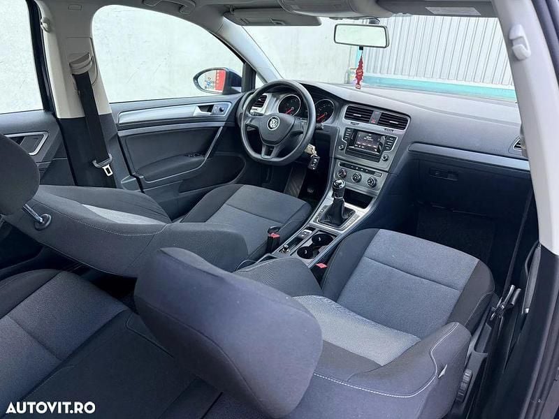 Second-hand VW Golf VII Comfortline 85 CP (62 kW) 2014 Culoarealbastru Hatchback