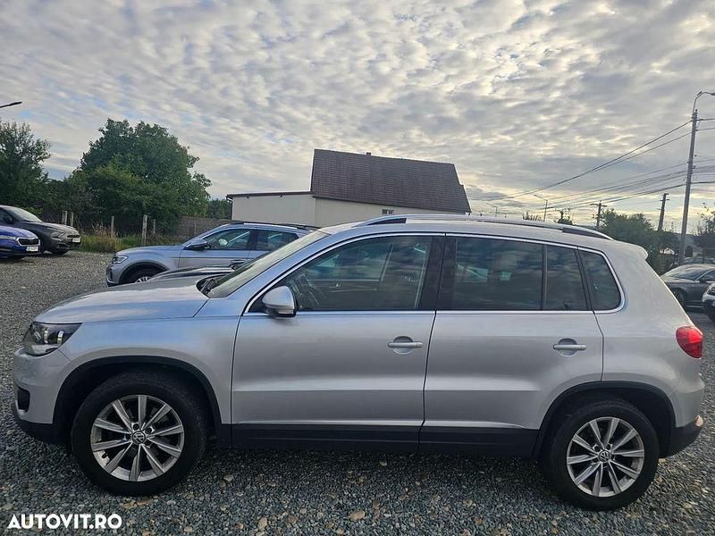 Culoareargint Utilizat 2012 VW Tiguan Sportline SUV | 9.300 EUR (Preț bun) - Imagine 1/1