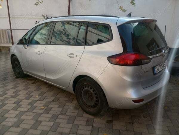 Utilizat 2015 Opel Zafira Monovolum | 4.900 EUR (Super Preț) - Imagine 1/4