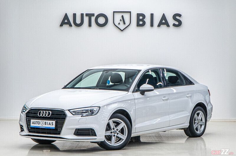 Alb Utilizat 2020 Audi A3 Design Berlinǎ | 14.950 EUR (Preț bun) - Imagine 1/4