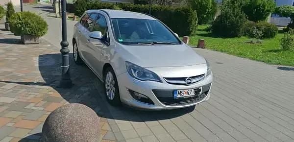 Utilizat 2013 Opel Astra Break | 5.200 EUR (Puțin scump) - Imagine 1/4