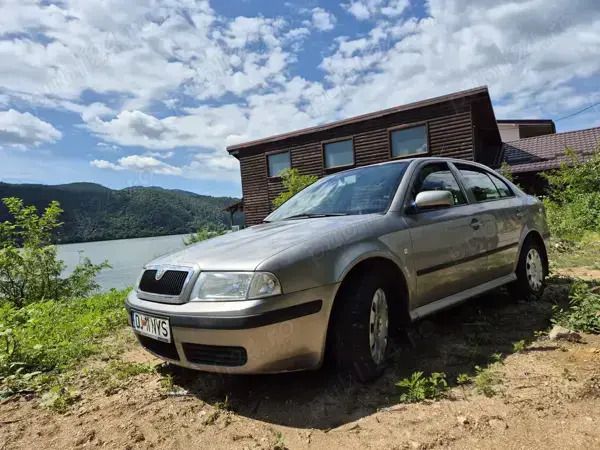 Second-hand Skoda Octavia Tour 102 CP (75 kW) 2007 Berlinǎ
