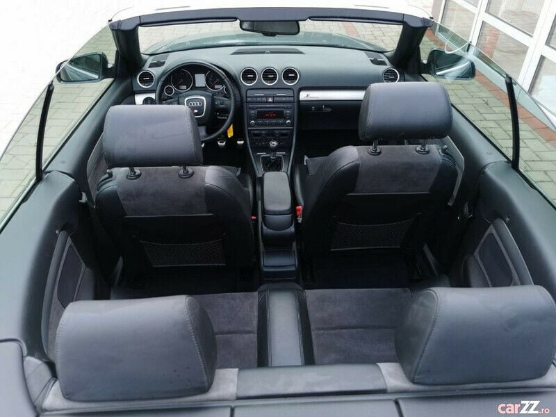 Second-hand Audi A4 Cabriolet S-Line 140 CP (102 kW) 2008 Gri Cabrio