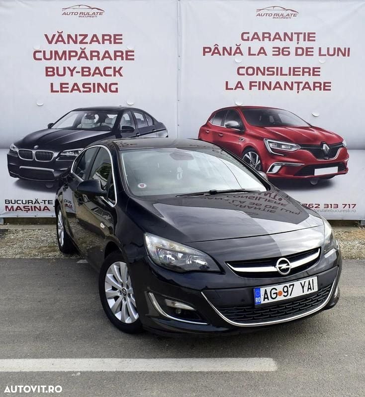 Culoarenegru Utilizat 2014 Opel Astra Elegance Berlinǎ | 4.950 EUR (Preț OK) - Imagine 1/4