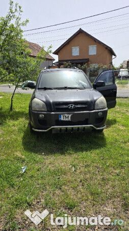 Negru Utilizat 2006 Hyundai Tucson SUV | 2.700 EUR (Preț OK) - Imagine 1/4