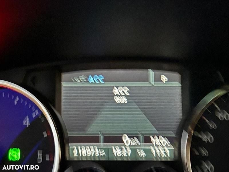 Second-hand VW Touareg Exclusive 224 CP (164 kW) 2008 Culoaregri SUV