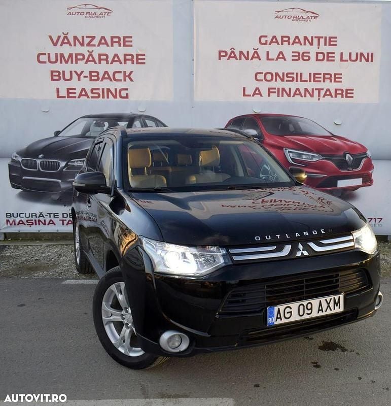 Culoarenegru Utilizat 2014 Mitsubishi Outlander SUV | 7.450 EUR (Super Preț) - Imagine 1/4