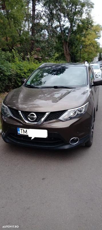 Culoaremaro Utilizat 2014 Nissan Qashqai N-Connecta SUV | 11.500 EUR (Preț OK) - Imagine 1/4