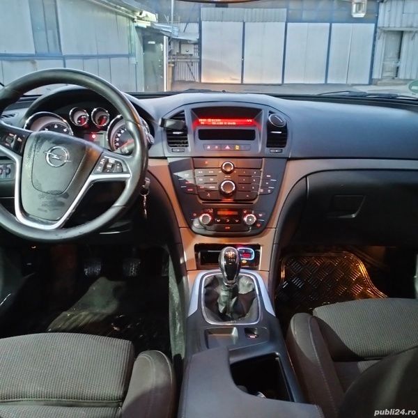 Second-hand Opel Insignia 131 CP (96 kW) 2009 Berlinǎ