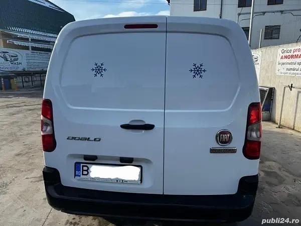 Utilizat 2023 Fiat Doblò Monovolum | 18.000 EUR - Imagine 1/4