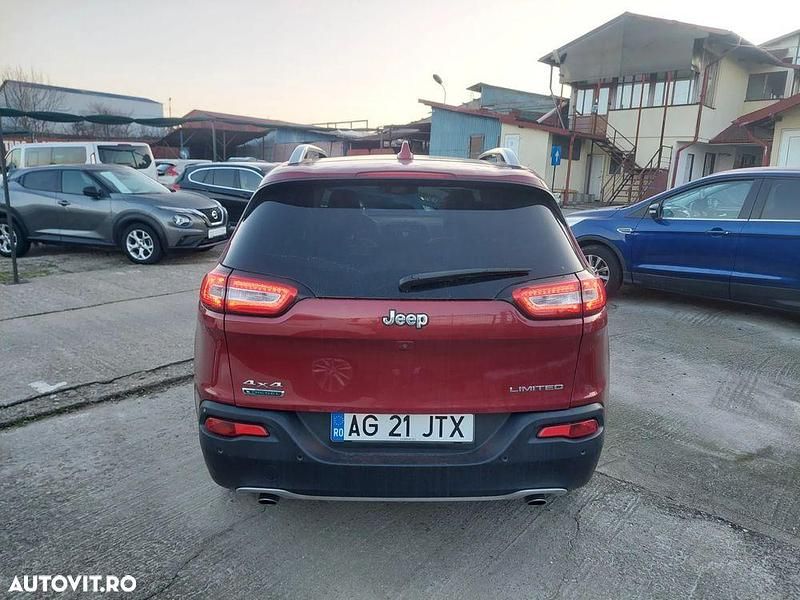 Second-hand Jeep Cherokee Limited 170 CP (125 kW) 2014 Culoarerosu SUV