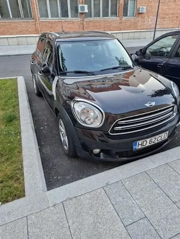 Negru Utilizat 2015 Mini Cooper Countryman SUV | 5.500 EUR - Imagine 1/4