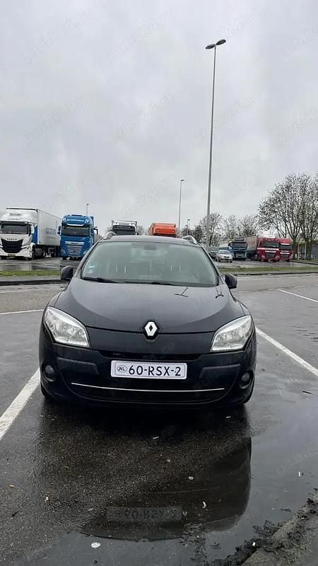 Second-hand 2011 Renault Mégane GrandTour Break | 4.100 EUR (Preț OK) - Imagine 1/4