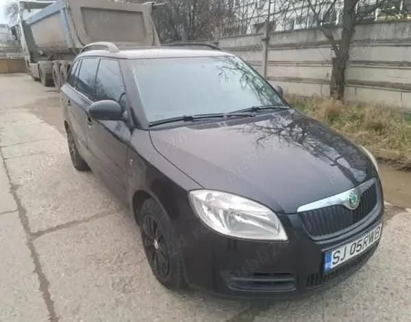 Second-hand 2010 Skoda Fabia Break | 1.700 EUR (Preț bun) - Imagine 1/4