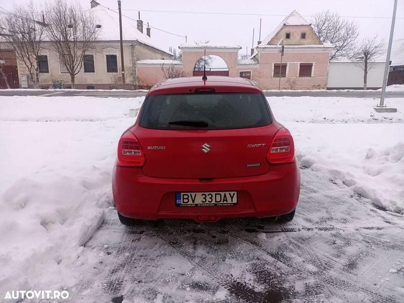Second-hand Suzuki Swift 90 CP (66 kW) 2021 Culoarerosu Hatchback