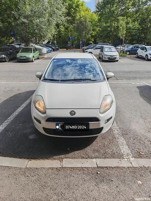 Utilizat 2012 Fiat Punto Hatchback | 2.300 EUR - Imagine 1/4