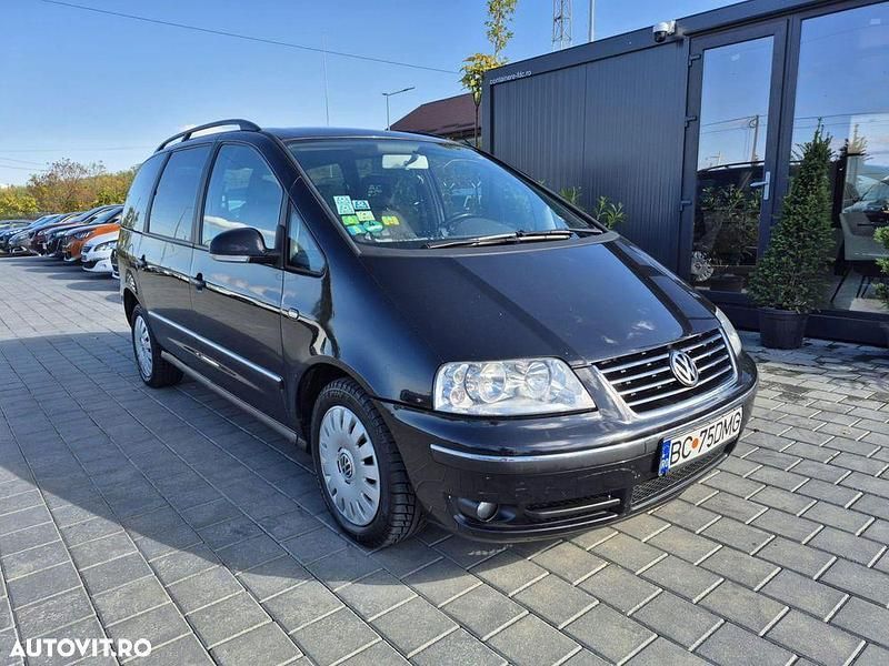 Second-hand VW Sharan 140 CP (102 kW) 2007 Culoarenegru Monovolum