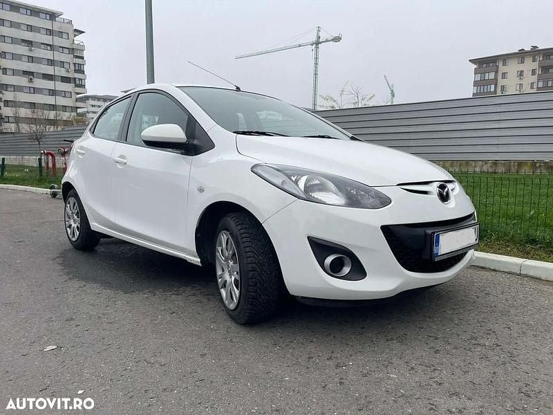 Culoarealb Second-hand 2012 Mazda 2 Hatchback | 3.915 EUR (Preț bun) - Imagine 1/4