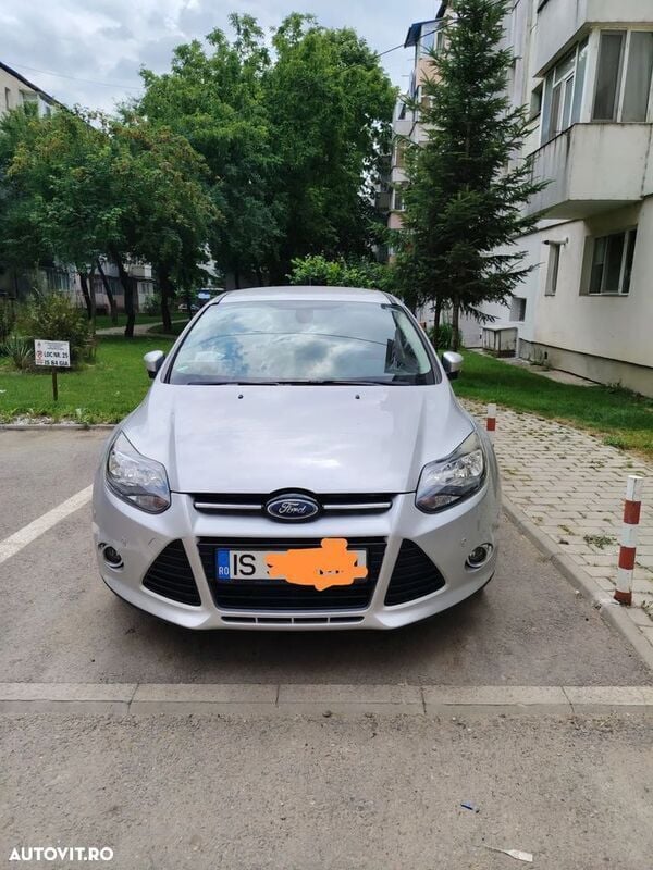 Argint Utilizat 2014 Ford Focus Active Break | 5.000 EUR (Preț bun) - Imagine 1/4
