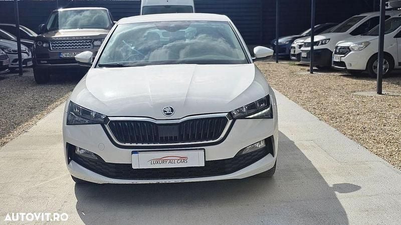 Culoarealb Utilizat 2021 Skoda Scala Hatchback | 11.999 EUR (Preț bun) - Imagine 1/4